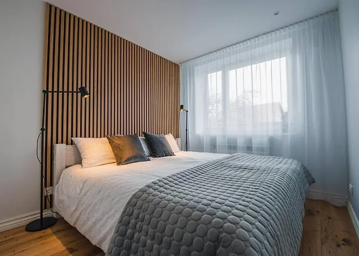 Apartment New Luxury 3br In Old Town, Free Parking